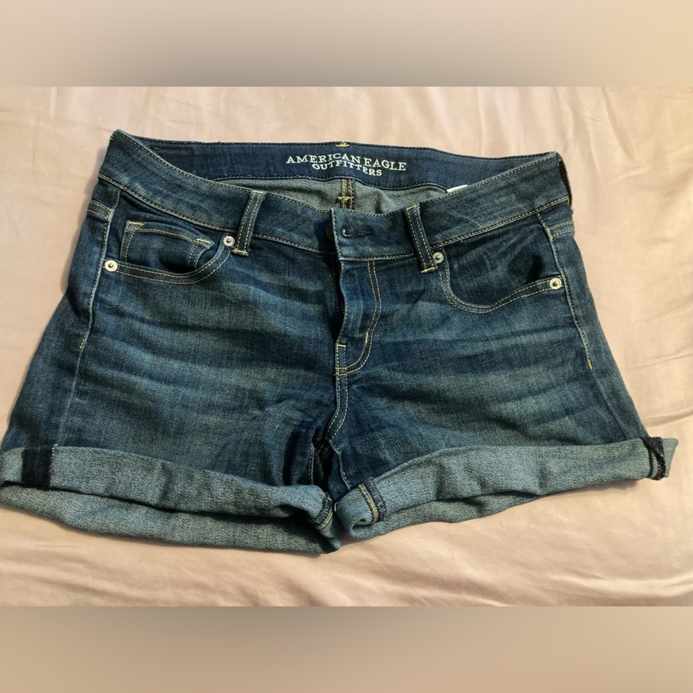 AE mid rise shorts (bundle with other shorts 2 for $16)